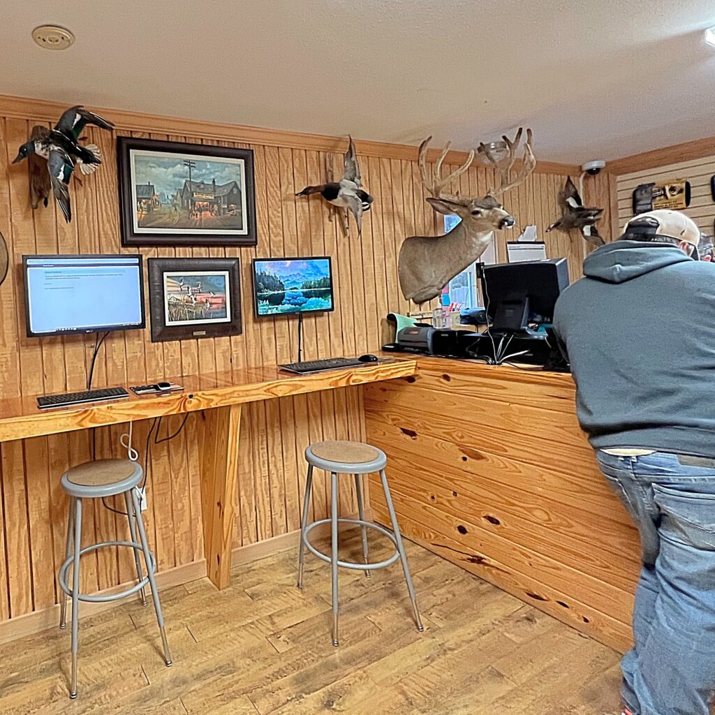 Range office where you check in at Turcotte